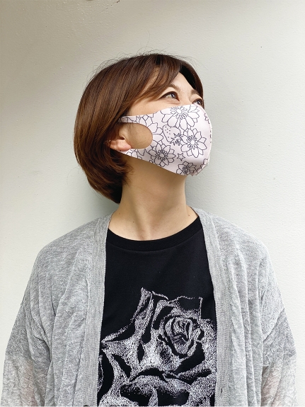 【洗えるマスク】フラワー＆いちごプリント立体布マスク（ファッション雑貨/その他ファッション雑貨）の詳細画像