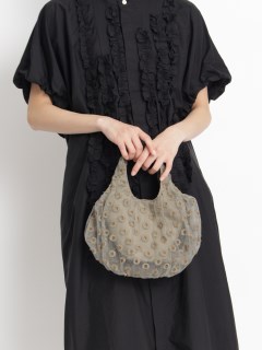 ハク(H.A.K)のナイロンツイル×サイロンシャーサークルレースギャザートートバッグ トートバッグ