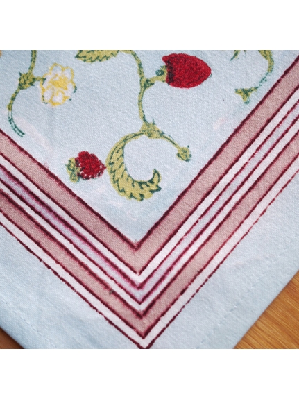 Mas d'Ouvan ストロベリー ランチョンマット レッドブルー（【Madu】ファブリック/ランチョンマット）の詳細画像