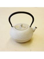 期間限定お値下げ！南部鉄器カラー急須青海波「hana」新品 南部急須 青海波 白金（急須・湯呑）｜Madu（マディ）｜HAKKA